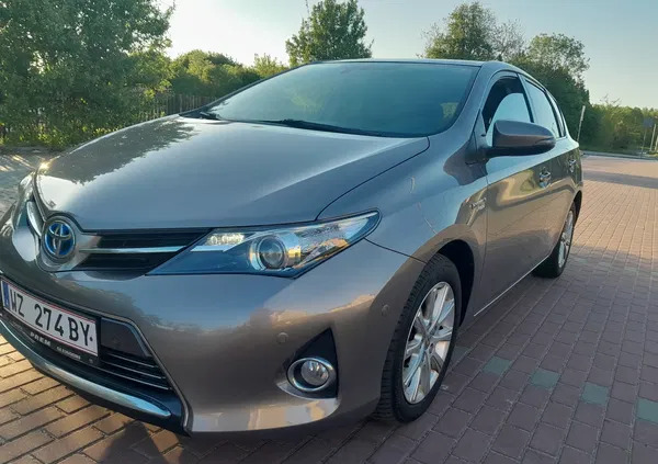 toyota śląskie Toyota Auris cena 42900 przebieg: 177000, rok produkcji 2013 z Duszniki-Zdrój